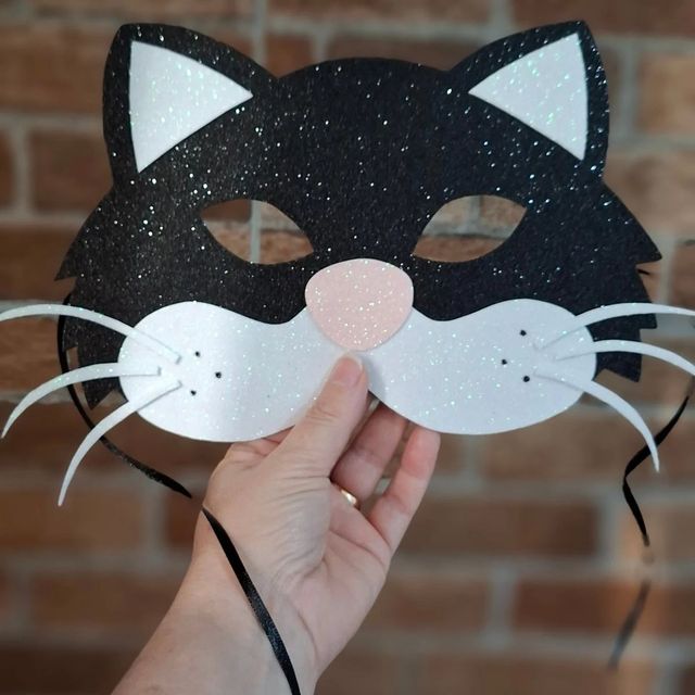 Máscara de gatinho com glitter